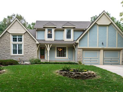 13710 W 75th Ter, Lenexa, KS, 66216