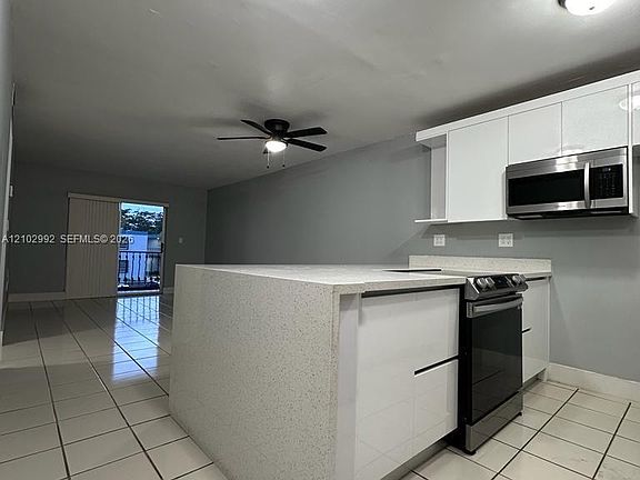 5th image of 145 SW 30th Ct APT 207B