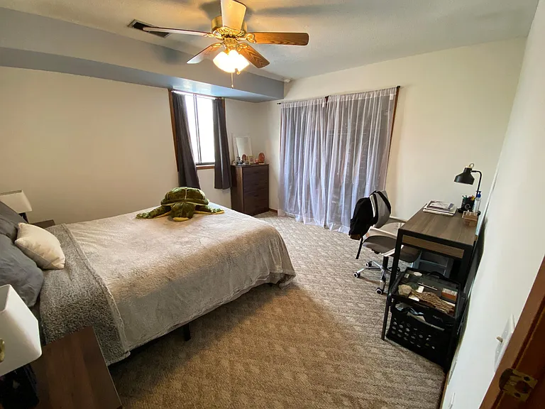 603 W Union St #D — Photo 7
