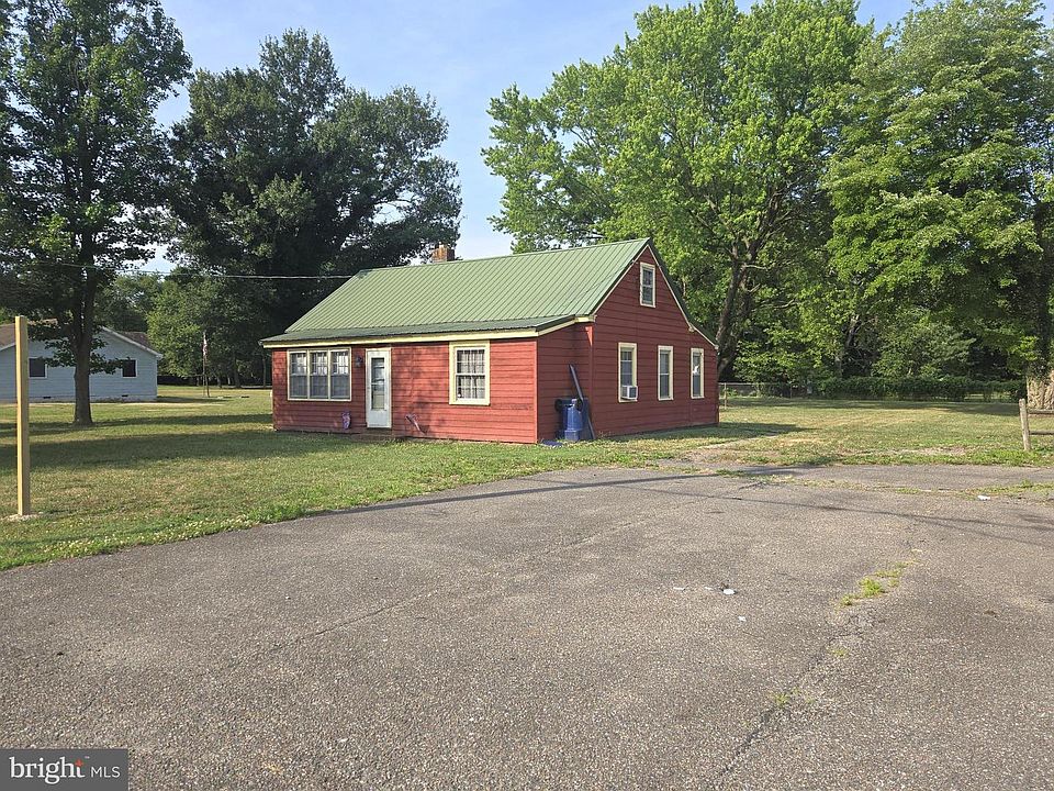 1st image of 28740 Seaford Rd