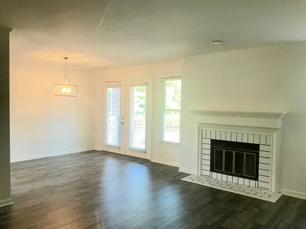 232 Hillsboro Pl, Nashville, TN 37215