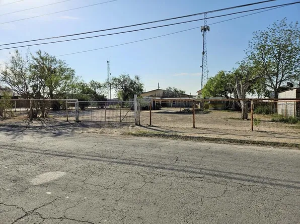 719 E Cortinas St, Del Rio, TX 78840