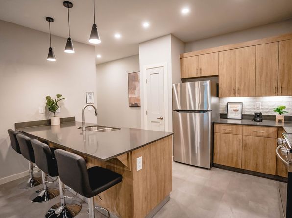 7220 W Interstate Hwy #2