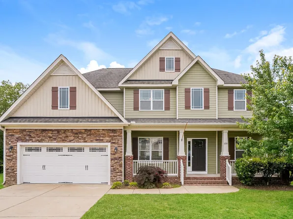 650 Winding Oak Way, Clayton, NC 27520