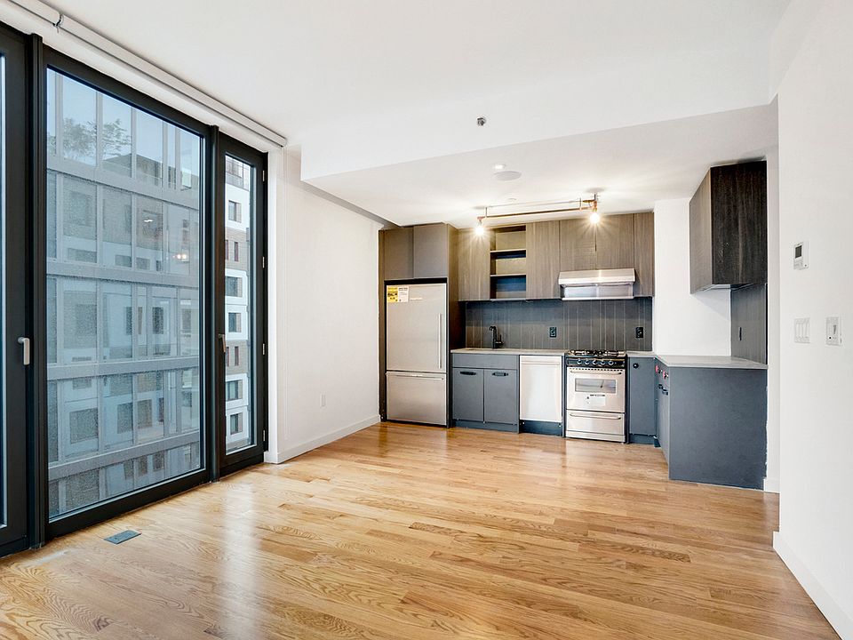 1st image of 54 Noll St #7701