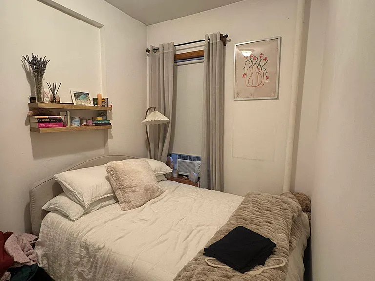 530 E 13th St #3 — Photo 9