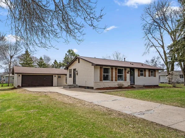 10532 Sumter Ave N, Brooklyn Park, MN 55445