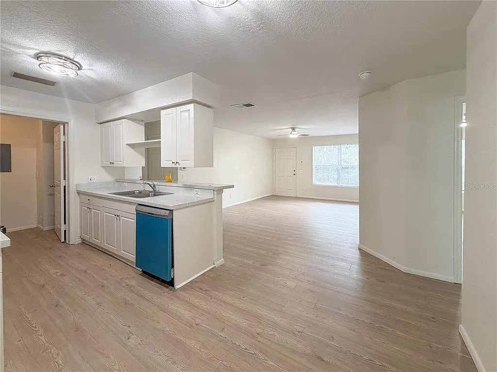 2 bed, 2.0 bath, 1029 sqft, $1,500 — Photo 4