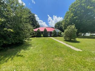 3456 Seneca Trl S, Peterstown, WV 24963