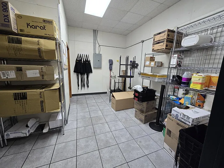 4111 Schofield Ave #1 — Photo 8