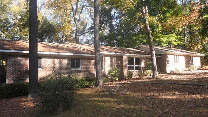 1st image of 3140 Greenfield Dr