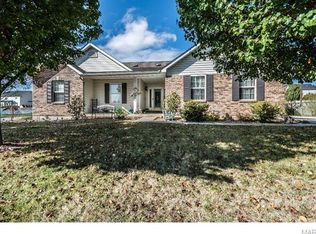 1145 Sunset Green Dr, O'Fallon, MO 63366