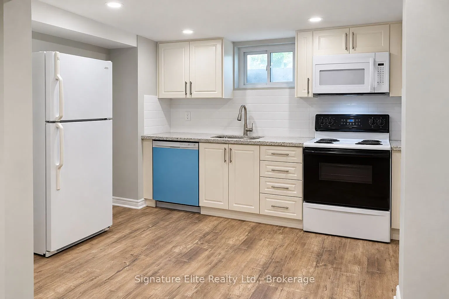2 bed, $1,795 — Photo 2