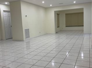 2130 N 57th Way, Hollywood, FL 33021
