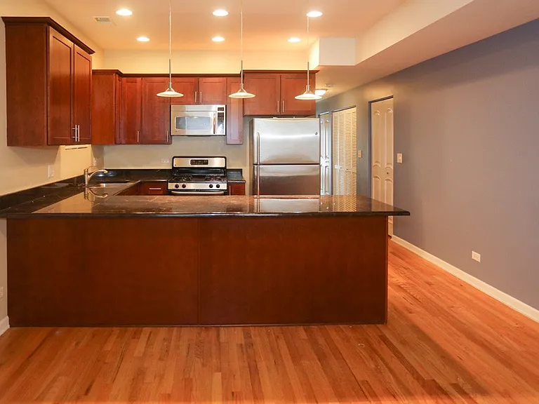 1443 W Cortez St #2C — Photo 4