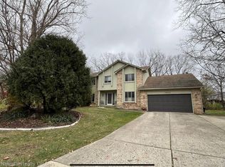 34662 Valley Forge Dr, Farmington Hills, MI 48331