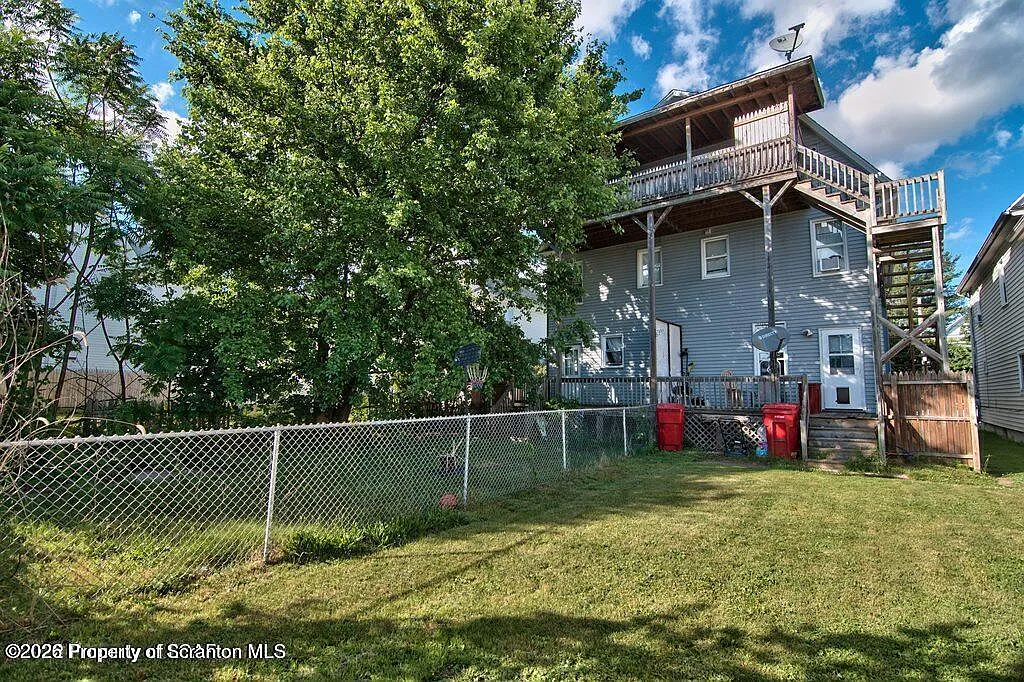 2 bed, 1.0 bath, 800 sqft, $1,200 — Photo 4