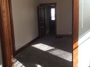 106 W 5th St, Muscatine, IA 52761