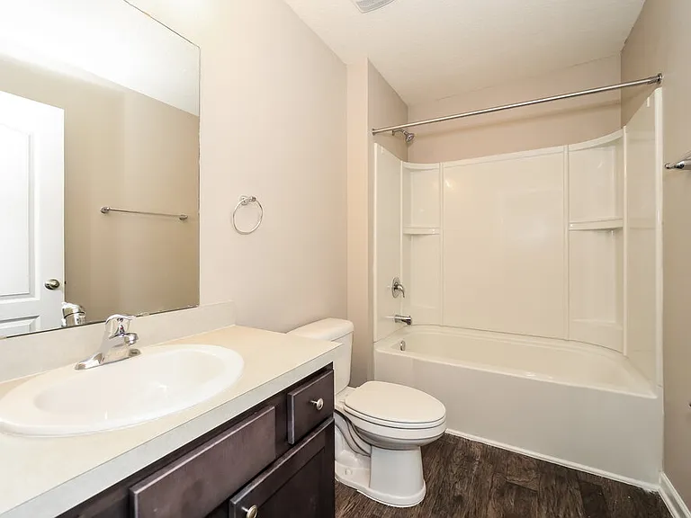 3586 Derby Forest Dr — Photo 17