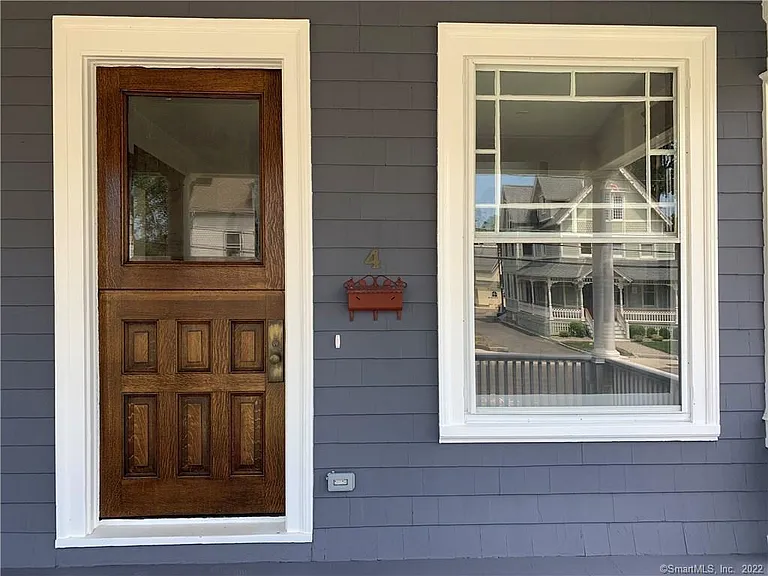 4 Morgan Ave — Photo 34