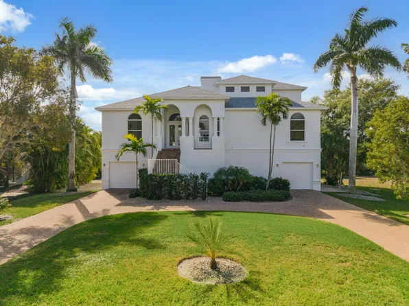 524 Spinnaker Dr, Marco Island, FL 34145