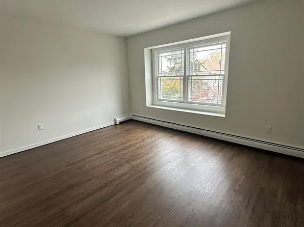 25 East 34th Street image 8 of 13