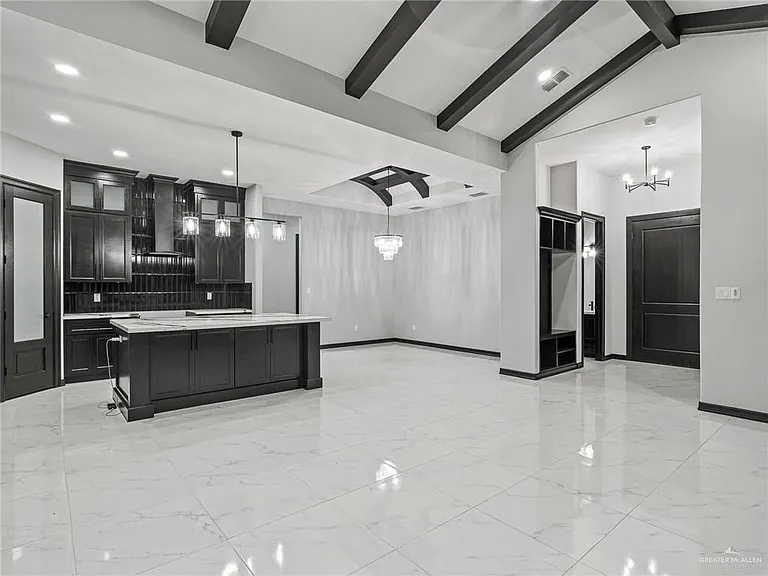5904 Orick Hill St — Photo 4