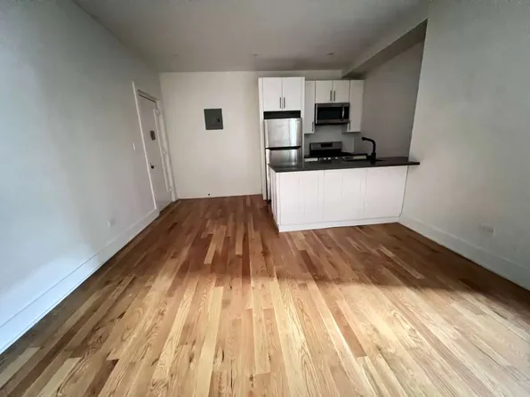 750 Riverside Drive image 1 of 5