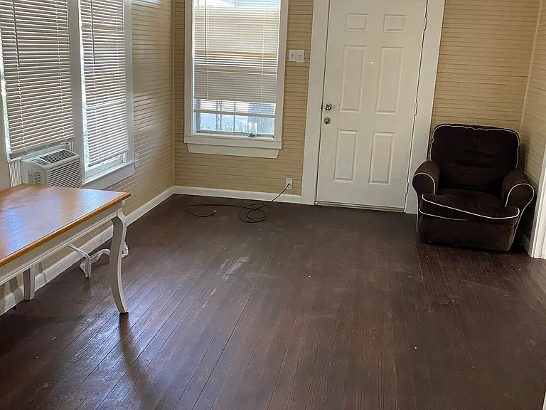 519 E Pine St — Photo 15