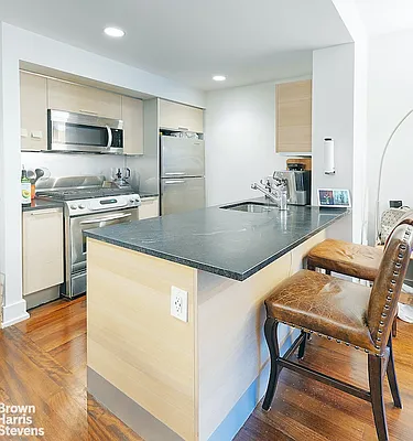 Rented by Brown Harris Stevens | media 12