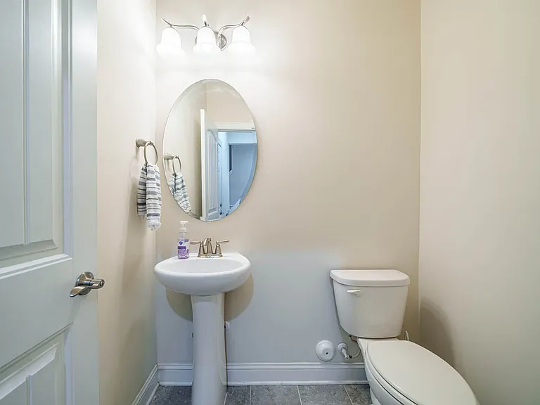 226 Daymire Glen Ln — Photo 5