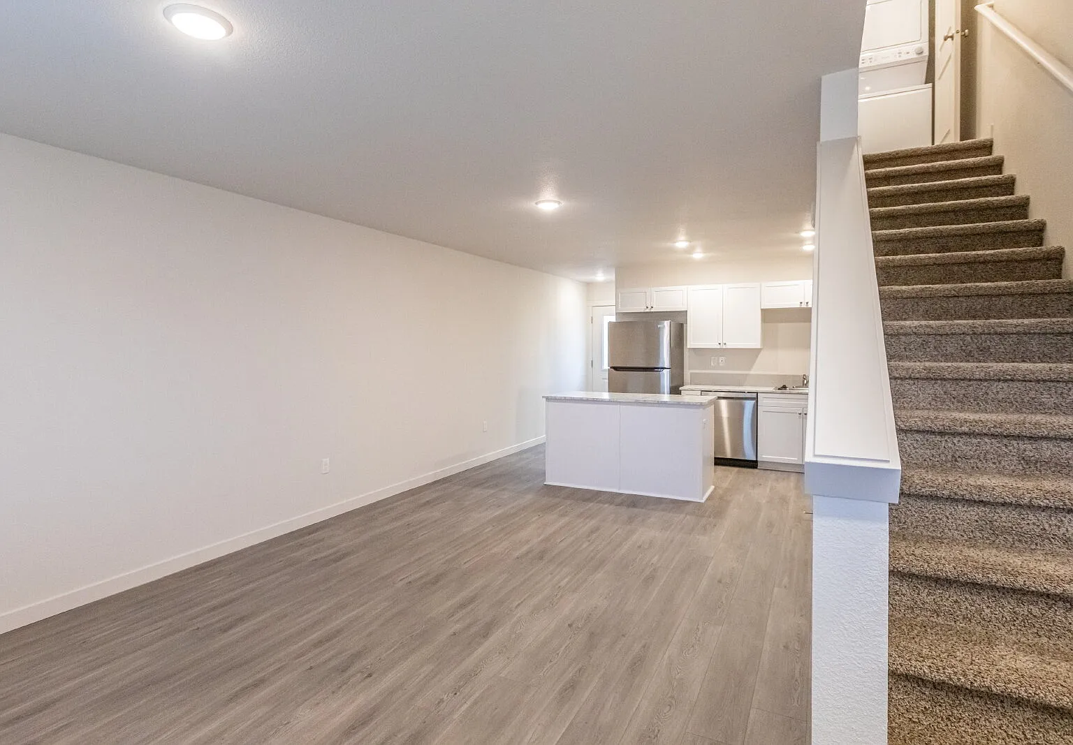 2 bed, 1.5 bath, 1015 sqft, $1,659 — Photo 3