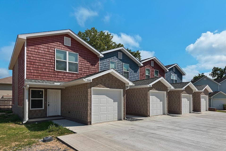 1st image of 2253 Whitman Ln