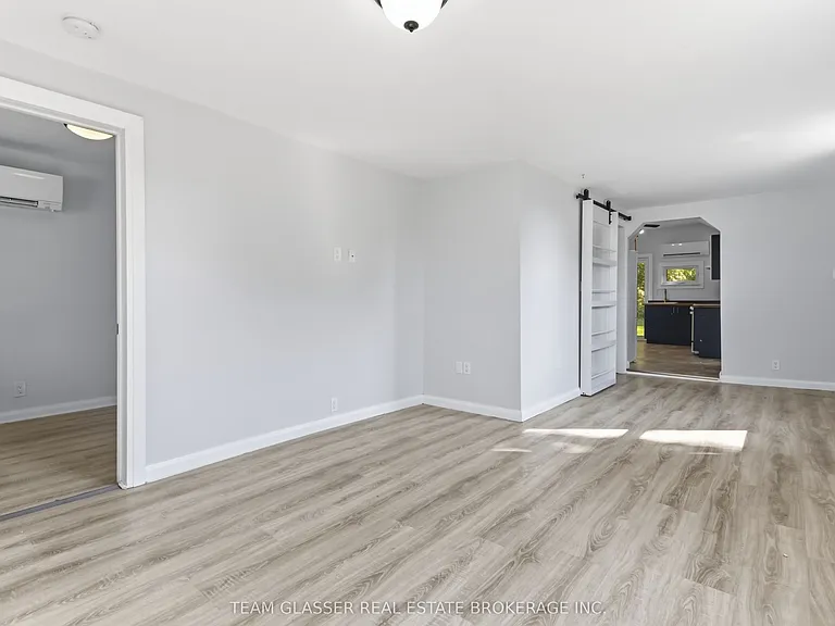 34 Broadway St — Photo 9