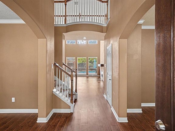 4th image of 2419 Spoonbill Dr