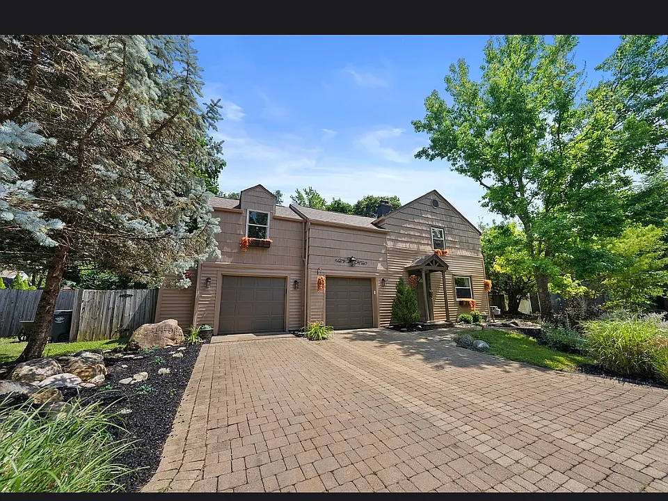 1940 Riverside Dr
