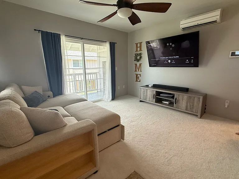 1122 Kukulu St #1604 — Photo 20
