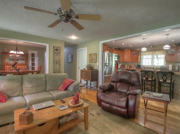 3680 Cabin Creek Rd, London, KY 40741