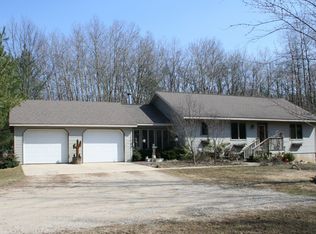 1861 43rd St, Allegan, MI 49010