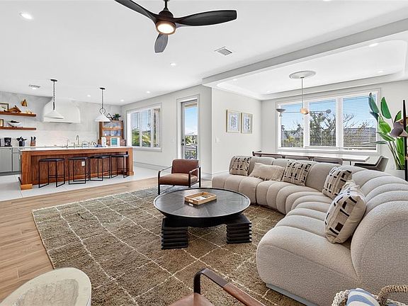 4th image of 100 12th St N