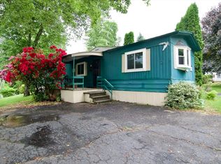 2 2nd St, Brookfield, MA 01506