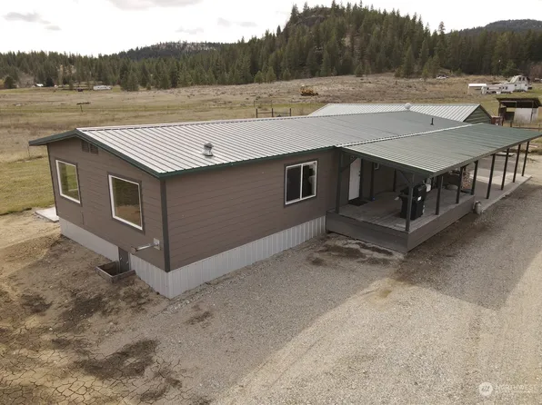 206 Aeneas Valley Road, Tonasket, WA 98855
