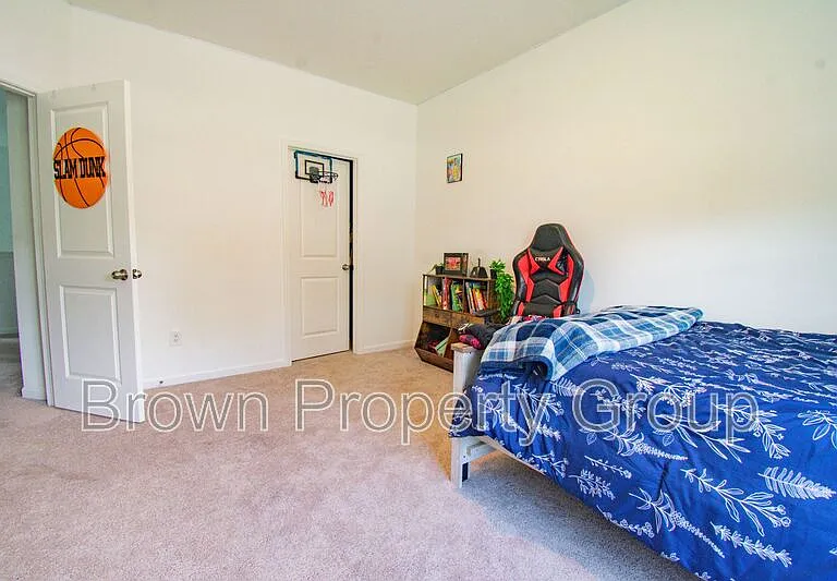 131 Cayden Pl — Photo 17