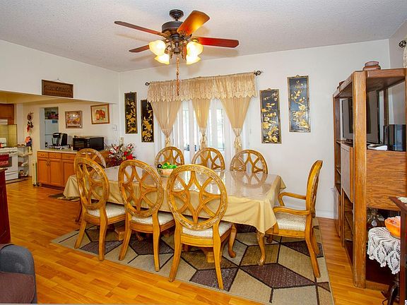 4th image of 3427 Glenalbyn Dr