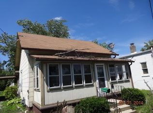 927 E Beecher St, Adrian, MI 49221