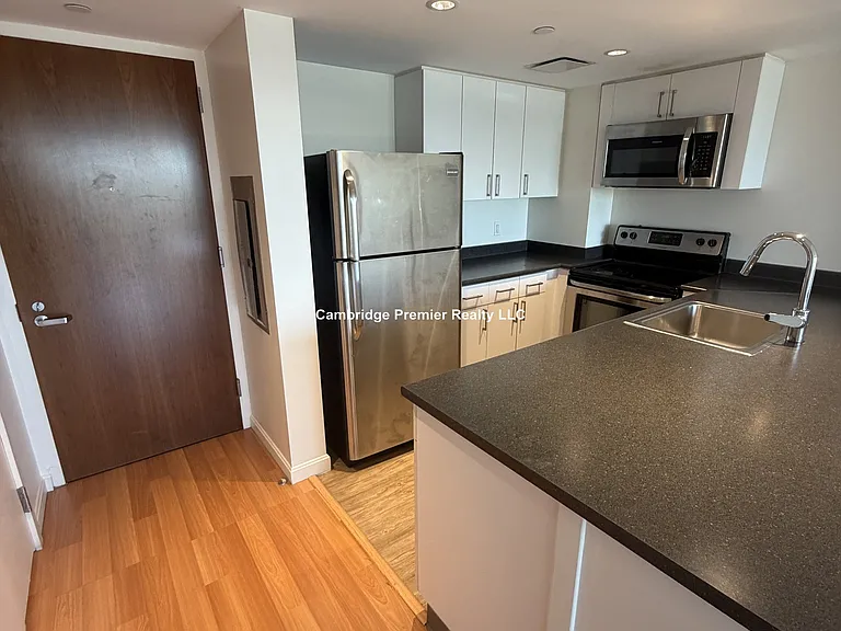 281 Harvard St #43 — Photo 19