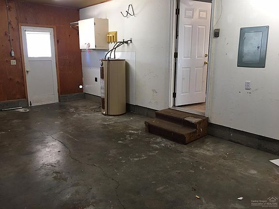 3rd image of 1223 SE 8th St