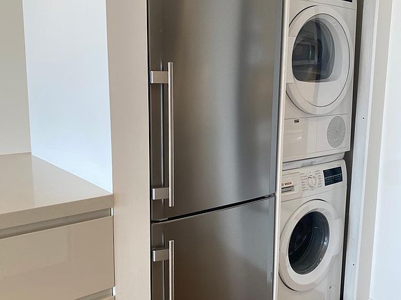 5th image of 250 Connecticut St APT 5