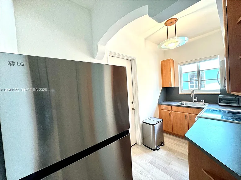 1341 Meridian Ave #204 — Photo 9