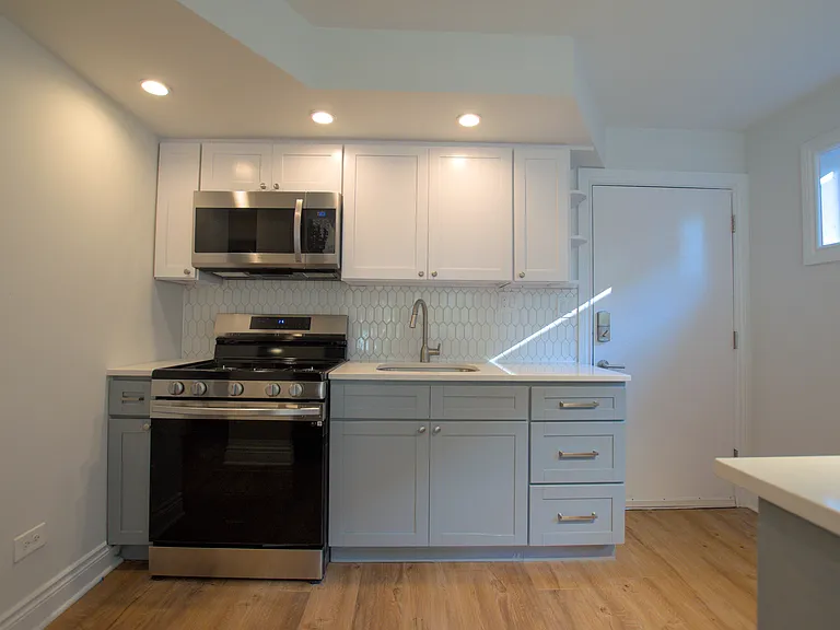 3143 S Halsted St #2F — Photo 3